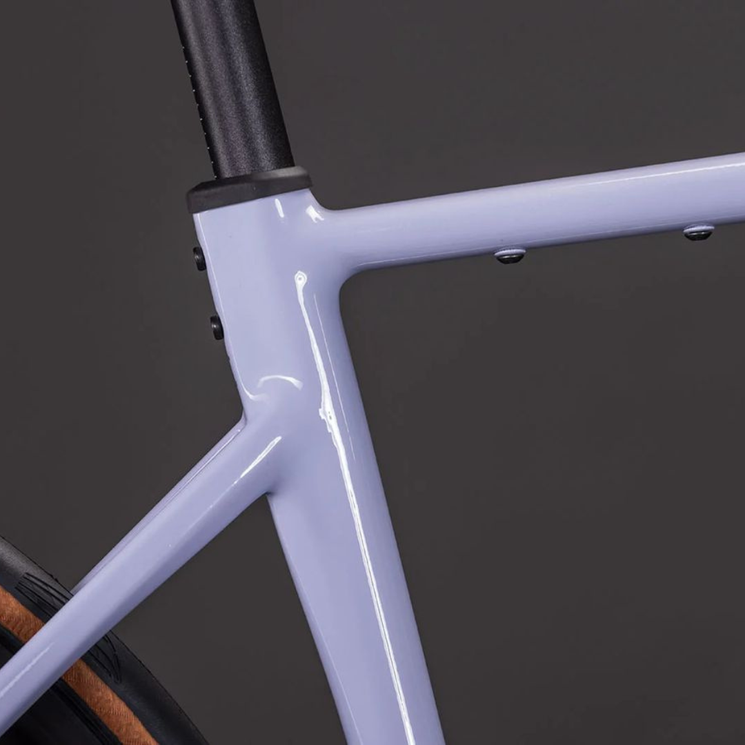 CUBE ATTAIN RACE CYCLAMEN & BLACK 2026