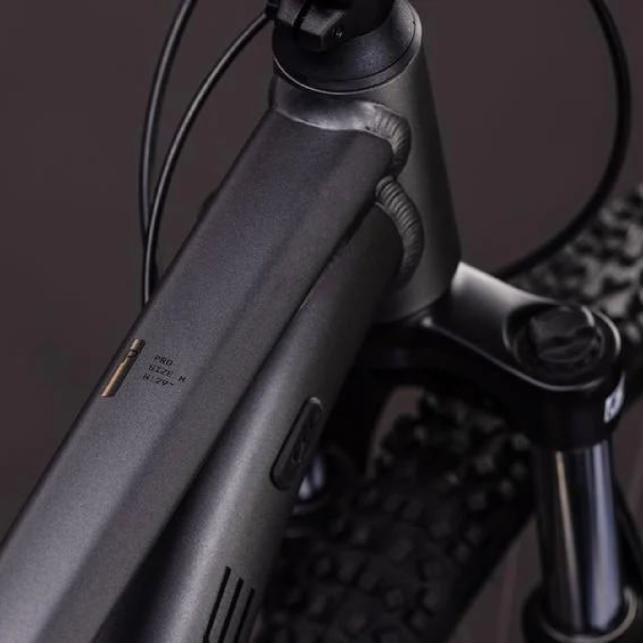 CUBE AIM PRO SLATEBLACK & BLACK 2026