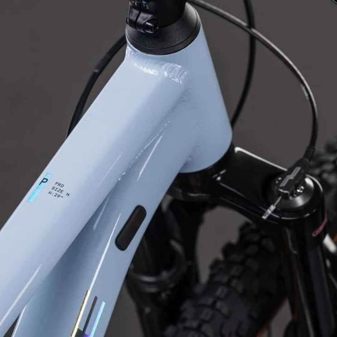CUBE ATTENTION PRO ICEBLUE & PRISM 2026