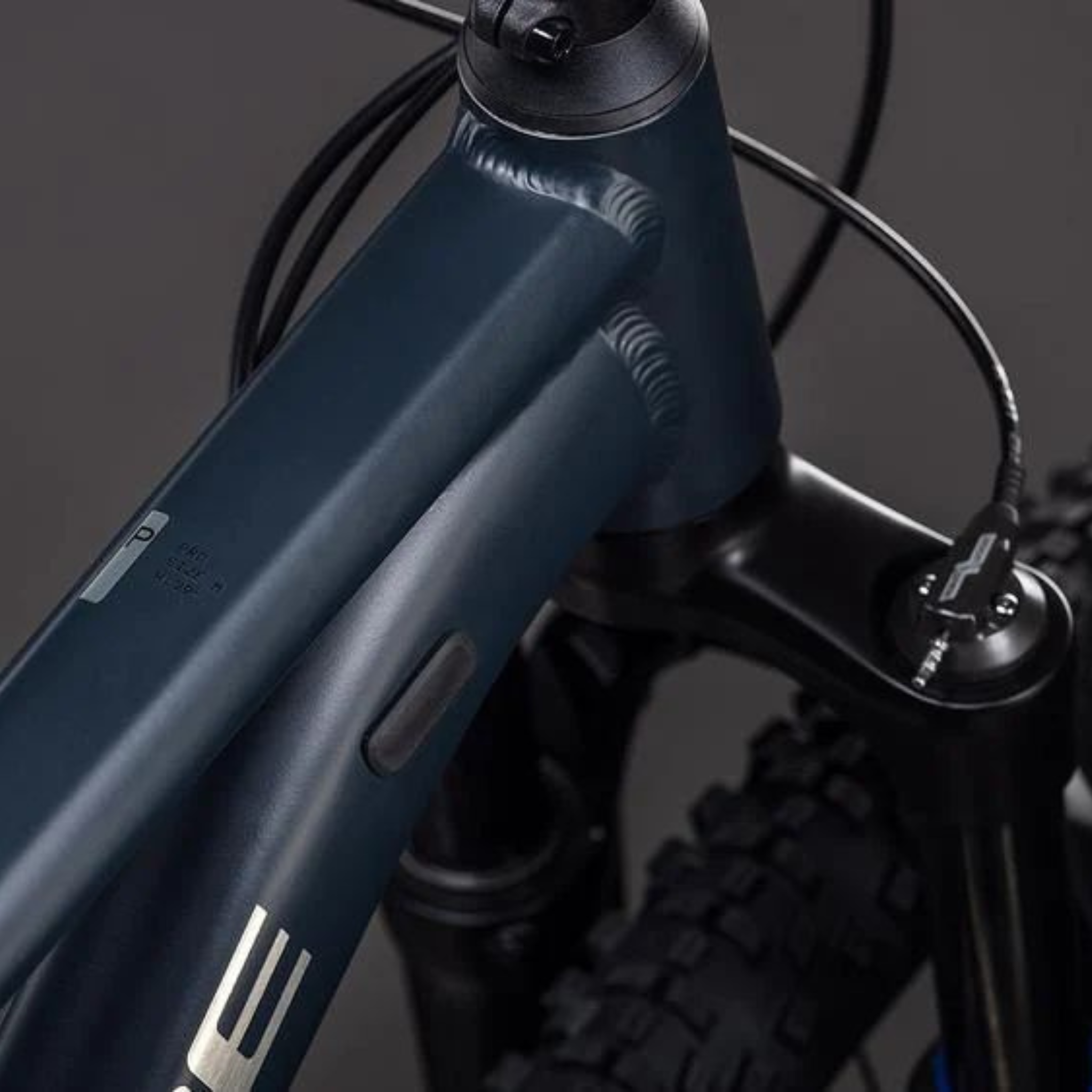 CUBE ATTENTION PRO NIGHT & BLACK