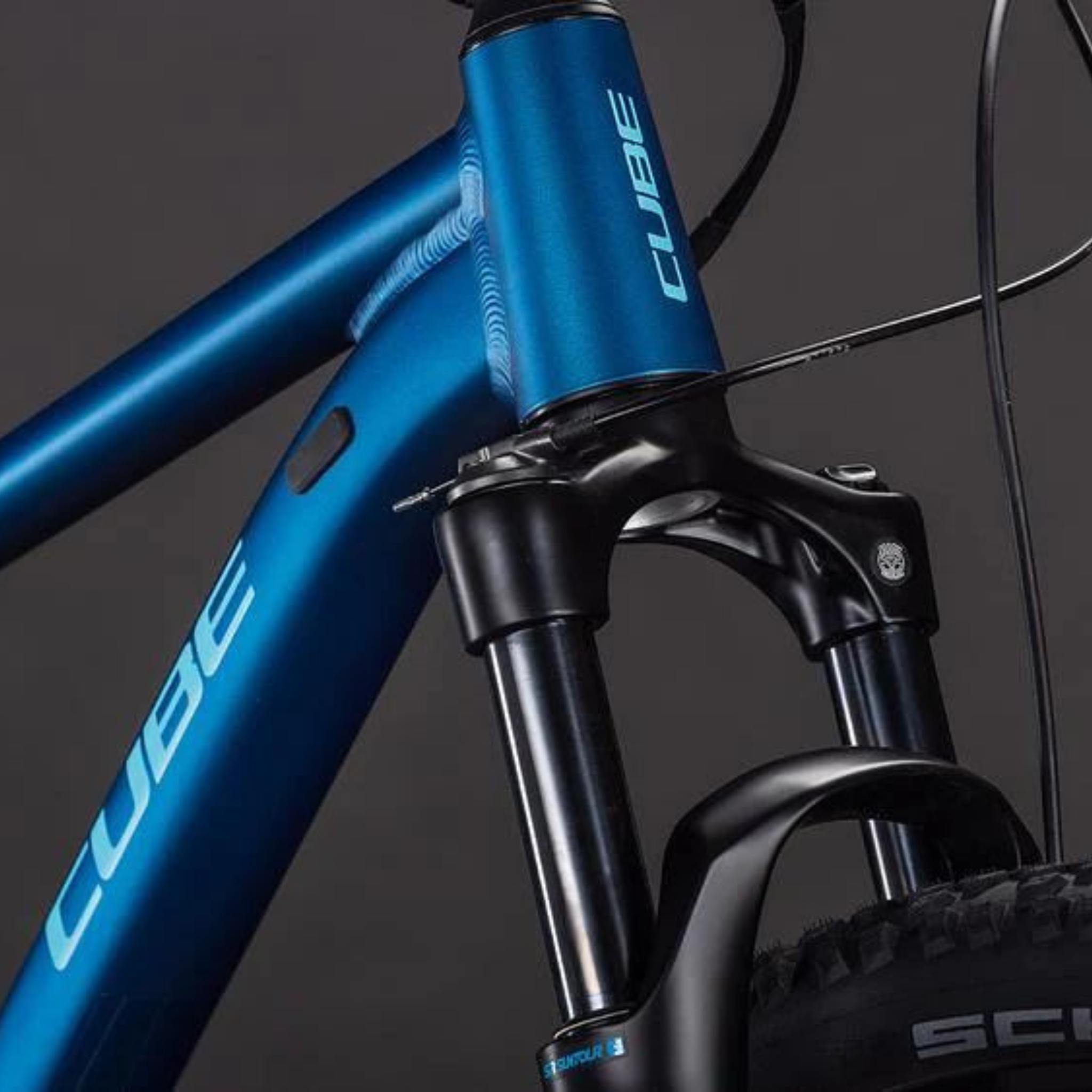 CUBE ATTENTION PRO ELECTRICBLUE & BLUE