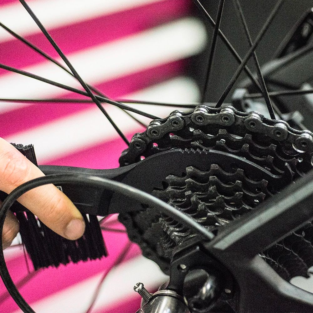 SET DE 3 CEPILLOS MUC-OFF